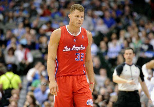 场上屹立不 场上屹立不