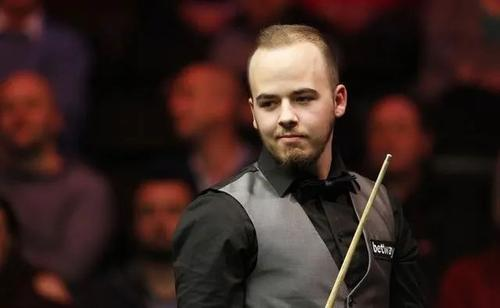 进入决赛阶 进入决赛阶